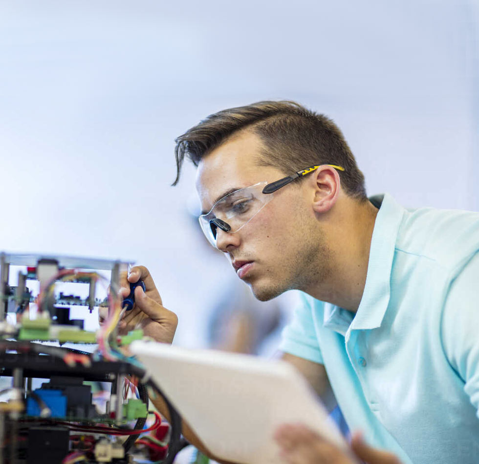 Visualisiertes Mitarbeiterinformationssystem stellt relevantes Wissen in Echtzeit bereit – tepcon GmbH